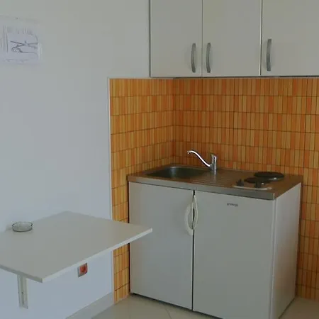 Апартаменты Hillside In Pisak *